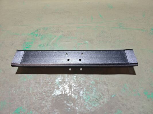 Komatsu PC60 Track Shoe Triple Grouser track schoen Pitch STG135A-8-750-001