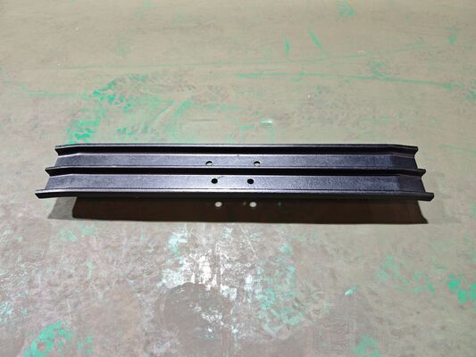 Komatsu PC60 Track Shoe Triple Grouser track schoen Pitch STG135A-8-750-001