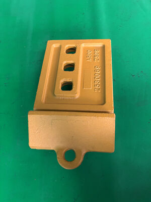 2530069 Gegooide halve pijlrand Eind 3 gaten 966G 966H 966M 972G