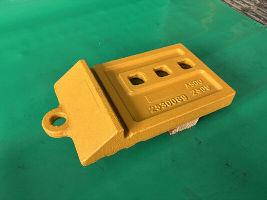 2530069 Gegooide halve pijlrand Eind 3 gaten 966G 966H 966M 972G