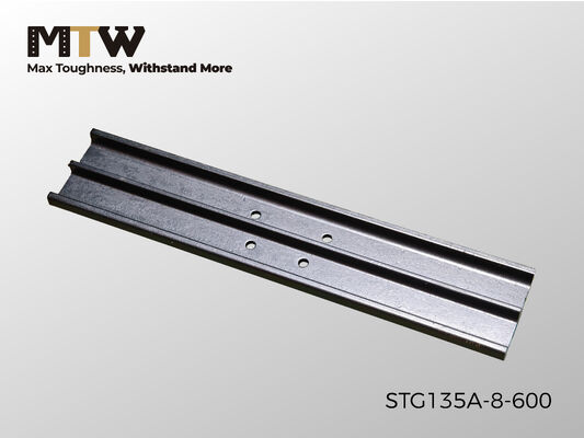 STG135A-8-600 Rupsschoen met drie kammen 600 mm Slijtonderdeel rupsschoen 6,9 kg